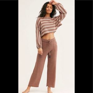FREE PEOPLE SHAKA SET (TOP & PANTS)
